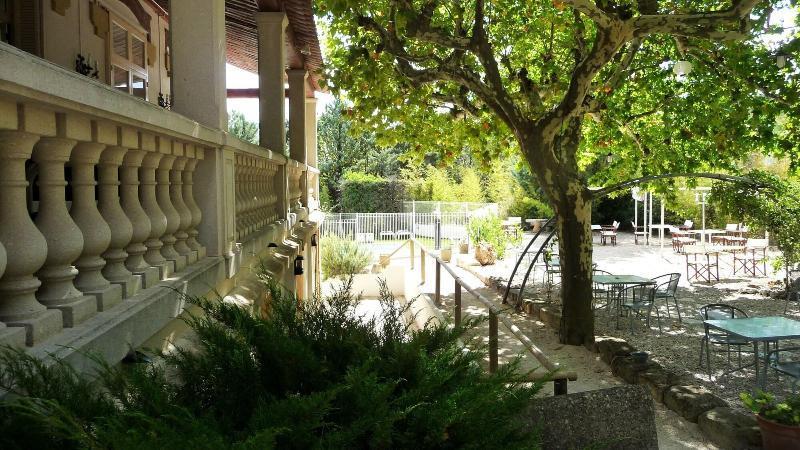 Hotel Restaurant Le Colombier 3*